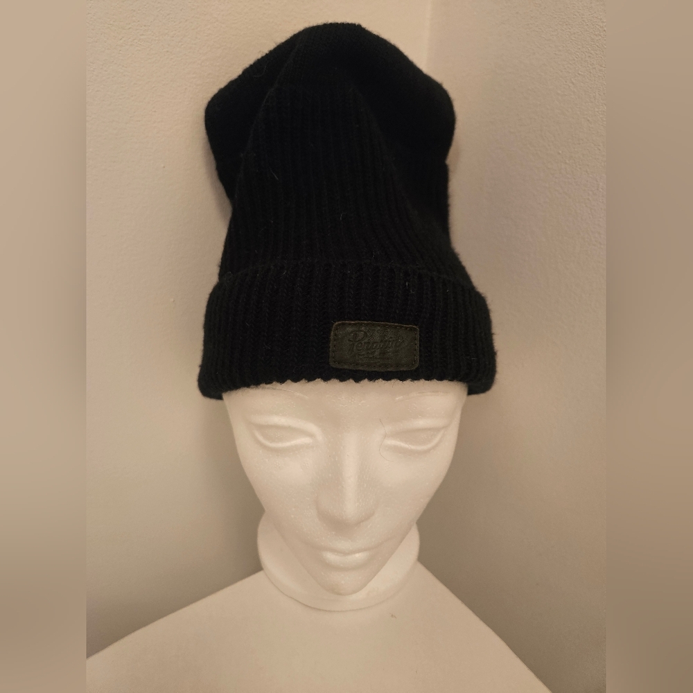 Penguin Black Beanie Hat Toque